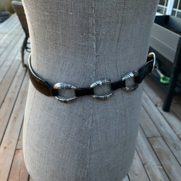 Brighton Vintage 90s Black Leather Belt S/M Silver Conchos Buckle Western - Picture 5 of 15